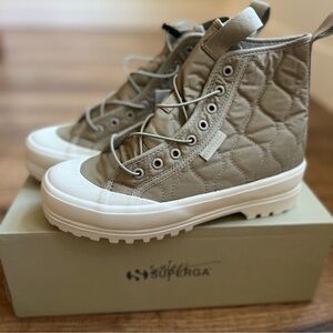 Alpina quilted nylon women’s boot